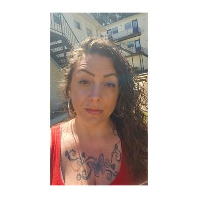 Elizabe70751689's profile picture. 