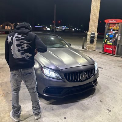 ItsShawnn2X's profile picture. 