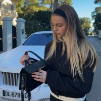 Billionaire_clara (@a51344_clara) 's Twitter Profile