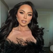 VereJune23489's profile picture. 