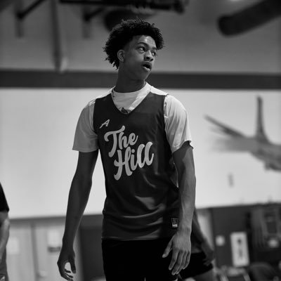 @GraysonMBB | 6’6 | 205 lbs | Big Combo-Guard/ Wing | Freshman QUALIFIER | juliangreer272@gmail.com | (832)-293-7536