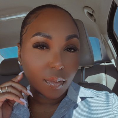 Travel Advisor 💖
Instagram & TikTok: @carryonwithcharlie