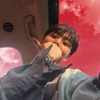 fay ❀ (@lorifayq) 's Twitter Profile