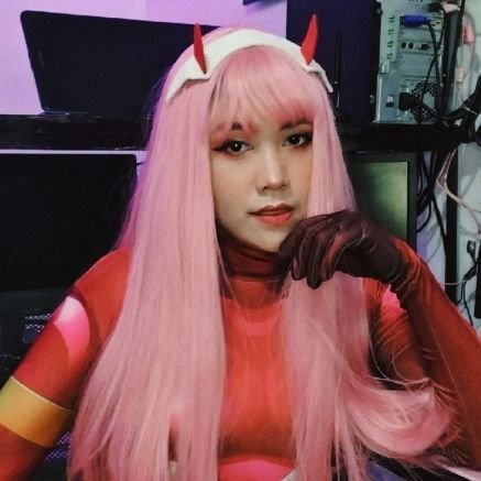 lifeofAyeMami13's profile picture. ♛ Gamer/ Graphic Artist/ Weirdo 🎮 steam id:417069488♛