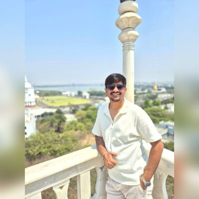 bonde_yuvraj's profile picture. Software Developer 😊