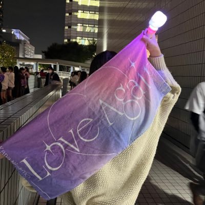 滋賀◀︎◁西野家◀◁26歳◀︎◁WLT,JLT,京セラ,LOVEitホール,横アリ参戦◀︎◁ラブコレ横アリ◀︎◁ ◀︎◁