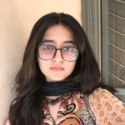 ChK76625325's profile picture. Student