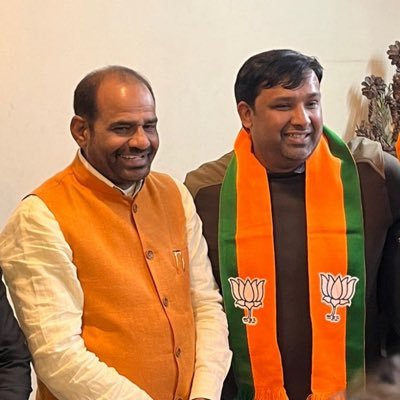 सामाजिक कार्यकर्ता | भाजपा सदस्य | कालकाजी विधानसभा