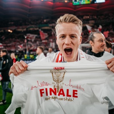 Mara_1893's profile picture. @VfB 🤍❤️ | Pokalsieger 2025🏆 ↳ „Favorit Fan“ -CF10🫶🏼
 @TelekomBaskets 🩷🤍🖤 | Basketball Champions League Sieger 2023🏆