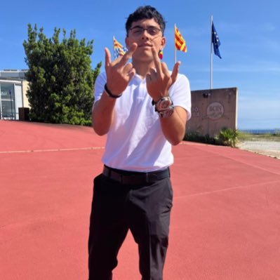 srpox's profile picture. 🦂🦂