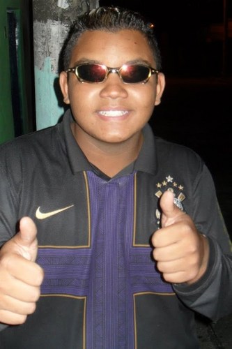 F)B(¹³ , OLHA O PIQUE OLHA PEGADA OLHA DE CIMA EM BAIXO TU VAI VEER , EER NUM VO FALAAR SOBRE MIM PORQ CADA UM TEM SUA VERSÃO , MAIS SO UNICO EER ORIGINAL