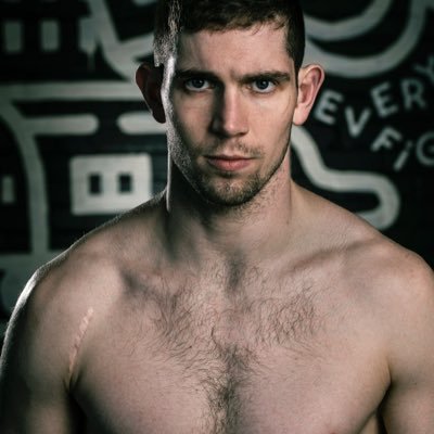 Business Graduate National elite champion. Professional boxer 14-0