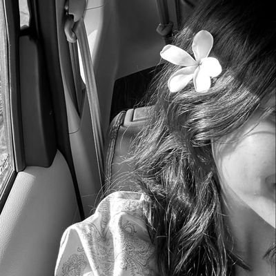 Shriyahhhh's profile picture. 