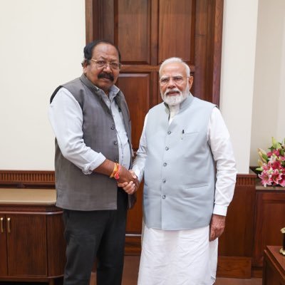 This is The Official X Account Of Shri Mohan Mandavi. Former Member Of Parliament (Loksabha) From Kanker Constituency Of Chhattisgarh,India