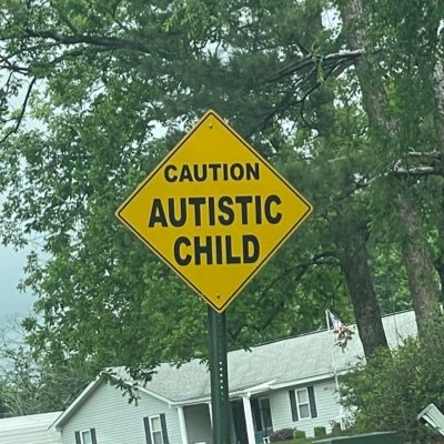 not_fomo's profile picture. 