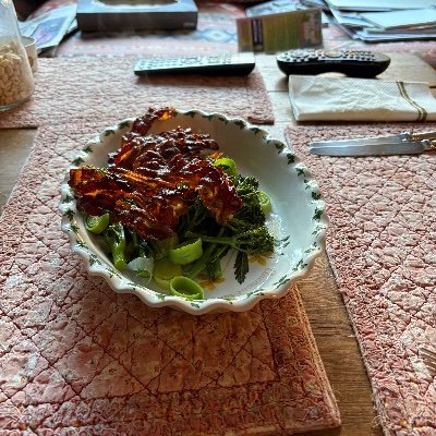 Nylonman14's profile picture. Friendly, horny, hungry -- north london