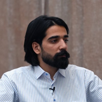 کنشگر | پژوهشگر | فعالسابق جنبشدانشجویی | صحنهگردان | زیر آفتاب تا در سایه | کارشناسی فقهوحقوق دانشگاهتهران | ارشد حقوقعمومی دانشگاهتهران