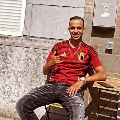 karimhaderi's profile picture. 