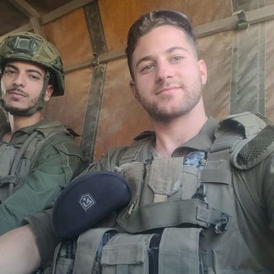 יהודי, דתי, ימני, לוחם במיל'.
סטודנט למשפטים.
מכבי חיפה ב💚