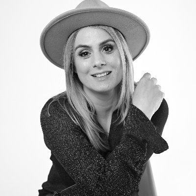 iamnataliemiles's profile picture. Psychic Medium & Writer.  Guiding you to connect to your own Intuition. Featured in @goop @mindbodygreen @bustle @elitedaily @refinery29