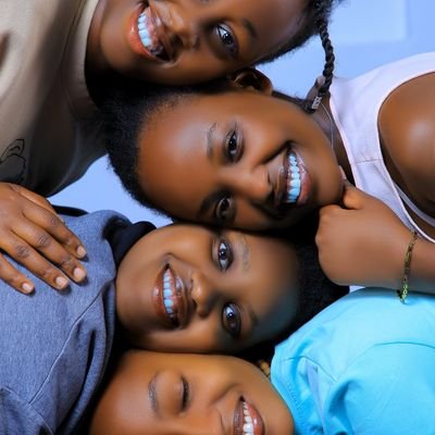 kijanamtiaji's profile picture. Am loyal to everyone 🐱☺️