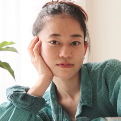 satom_zawa's profile picture. 俳優／ナレーション／ヴィヴィアン所属@vivienne1995／Podcast @radio_potofu(https://t.co/1mEeUPHBrN)／出演：U-NEXT Kidsオリジナル『ねむるま えほん』ナレーション／映画『V.MARIA』2025/4/1公開！／映画『#ミトヤマネ』配信中