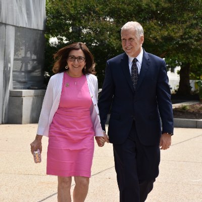 Wife l Mom l Lula I Volunteer for our military and veterans. Wife of US Senator Thom Tillis for the great state of NC.