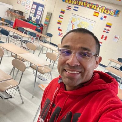 Spanish Teacher at Chatham Central High, NC. 🇨🇷