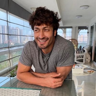 Blacky_6996's profile picture. 