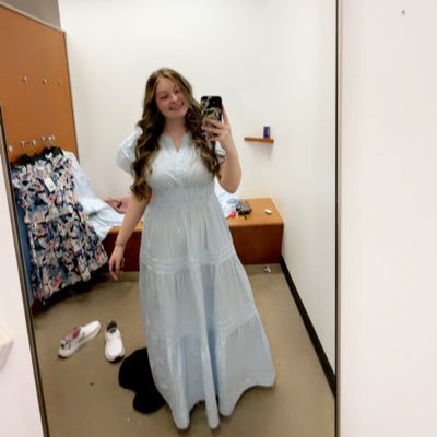 pretty_ashh4's profile picture. kiss me