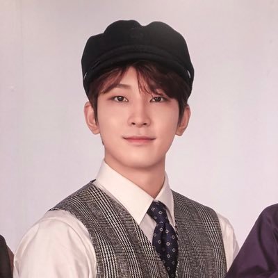 ᐕ)ﾉ 안녕 나의 기쁨이여 @pledis_17ㅣ🎣