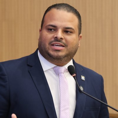 🔰 Pai da Maria e do Levi, esposo da Bruna, Empresário | Analista Político 🇧🇷 Presidente do @pljgoias 🔰 Vereador | Aparecida de Goiânia