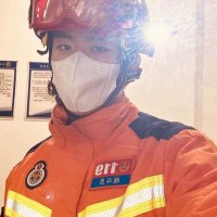 消防员刘源 (@twitzuhriddin) 's Twitter Profile