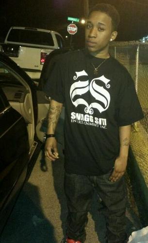 I aint qotta TWITTER SHIT..wea yuh at ? #LYRICAL FOLLOW ME &Ill FOLLW BK