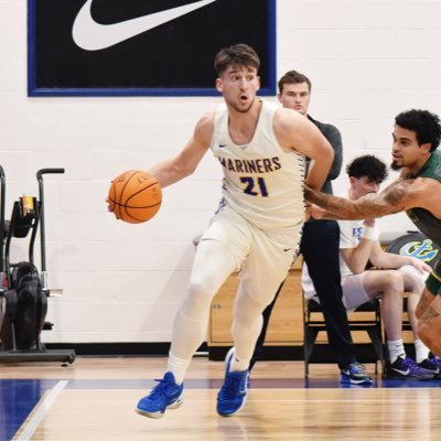 curt_heinz's profile picture. Maine Maritime ‘25🏀