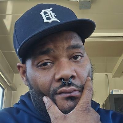 Welcome to the official X/Twitter page of Carnage Reacts! I will be posting reaction videos to podcasts, music, sports, movies, TV shows and much more!