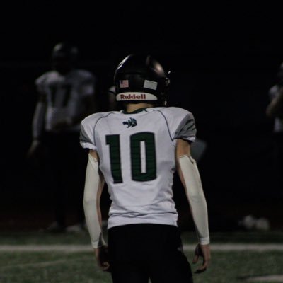C/O 27 RB/LB/LS. bench 225 squat 300 deadlift 385. https://t.co/82N3GYMMLO