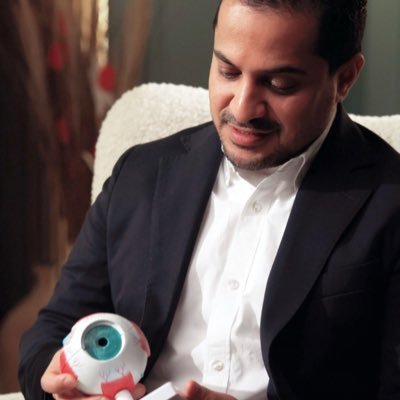 طبيب عيون | البورد والزمالة الفرنسية 🇫🇷 إختصاصي طب وجراحة عيون | عمليات ماء أبيض | تصحيح نظر | زراعة قرنية👁️