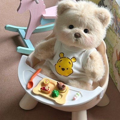 hahzj99497332's profile picture. 내가 여행을 하는 이유? 🤔 나 자신에게 투자하고, 더 큰 나를 만나기 위해서야. #여행 #여성의여행