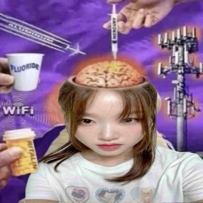 cassieisahoe's profile picture. She/her