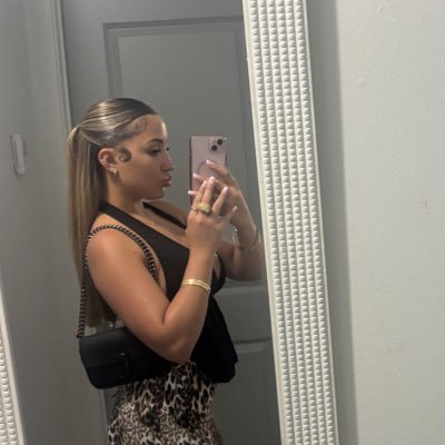 kiiiiaraaaaaaaa's profile picture. 🧚🏼‍♀️