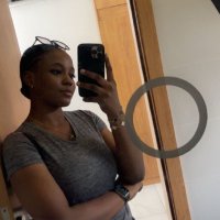 Oma🦋✨ (@divaannie1_) 's Twitter Profile