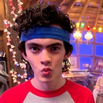 Aden_lovespacex's profile picture. Joe locke fan, and supporter!
Favourite character from Agatha all along: Wiccan and Agatha.
It was Aden all along 💜💙
🔮 •Cosmic witch• 🔮
Genderfluid and Gay!