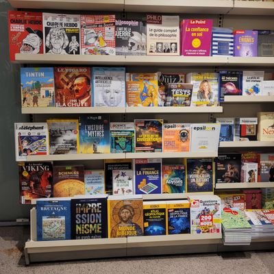 Medecin contre complotos, denialistes de la réalité et autres idéologues des sciences! Ca va saigner! De Paris. Ville lumière. L'inverse de Marseille!