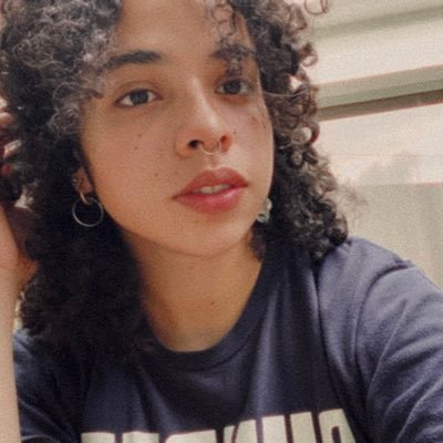 paeweee's profile picture. a veces uso esto