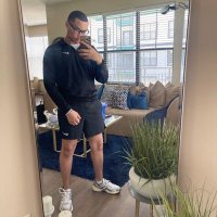 jv (@_javionn) 's Twitter Profile