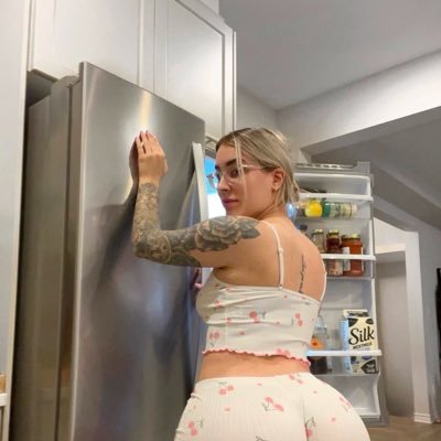 anniabella99's profile picture. I’m down for fun 🤩 nothing upfront inbox me let have some fun together 😍