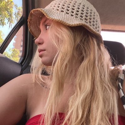 serenada2000's profile picture. me expondo nesse site