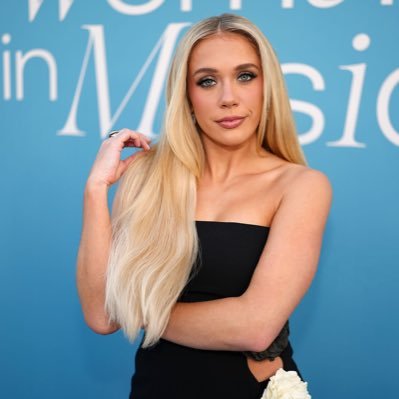 NctMegsMoroney's profile picture. parody not megan moroney.