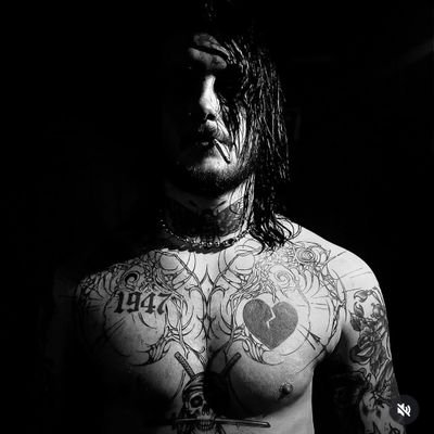the broken heart kid. my little trampire. 🖤💍🖤 @TheLilyBlaise . Black Market Nemsis Tag Team Champions